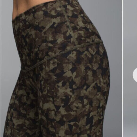 Lululemon  * Wunder Under Pant  Full-On Luon Roll Down EUC - Picture 13 of 14